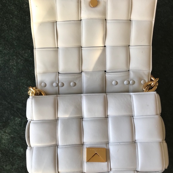 Authentic bottega venetta cassett - Picture 15 of 16